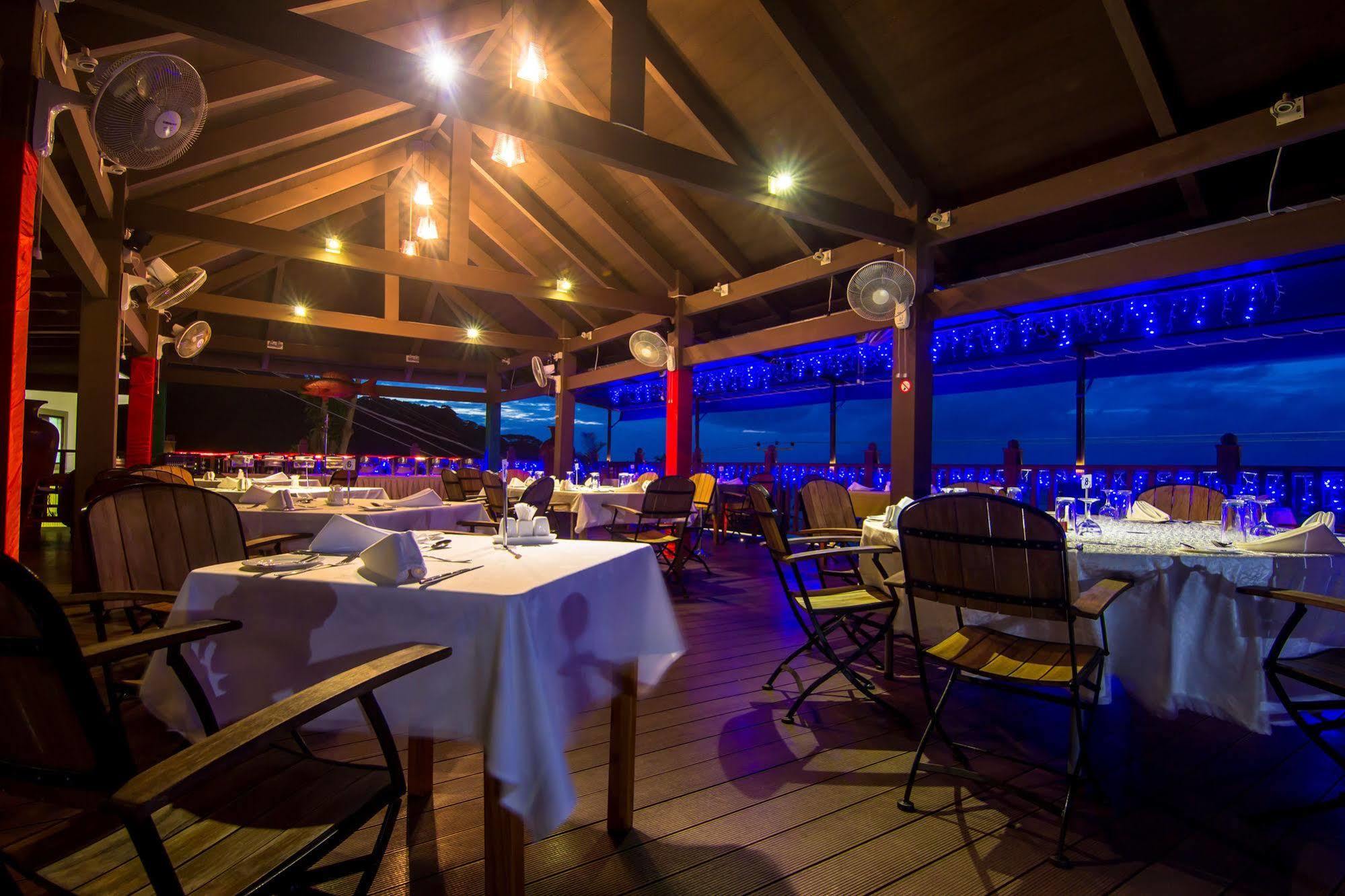 Treasure Cove Hotel & Restaurant Bel Ombre Zewnętrze zdjęcie